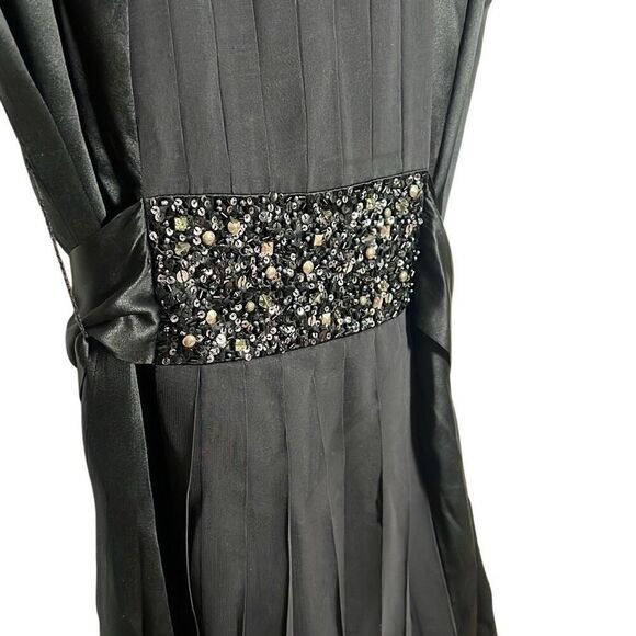 BCBGMAXAZRIA Silk Embellished Back Tie Sleeveless Mini Dress Black Size 0 - Picture 6 of 10